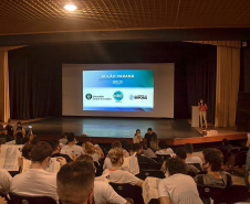 Aulão Paraná apresenta vestibular da UEL para estudantes do NRE Londrina - Londrina, 28/10/2021 - Foto: SEED