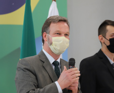 O vice governador Darci Piana e o o superintendente da Ciência, Tecnologia e Ensino Superior, Aldo Bona participam, nesta quinta-feira (28), da entrega do 34 Premio Paranaense de Ciencia e Tecnologia,  no Palacio Iguacu.   Curitiba, 28/10/2021 -  Foto: Geraldo Bubniak/AEN