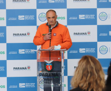 Solenidade de entrega de materiais para atendimento de emergencias para a Defesa Civil, na nesta sexta-feira (29), no Palacio Iguaçu em Curitiba.  Foto: Geraldo Bubniak/AEN