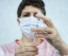 Paraná é o estado com mais pessoas imunizadas contra Covid-19 - Curitiba, 02/11/2021 - Foto: José Fernando Ogura/AEN
