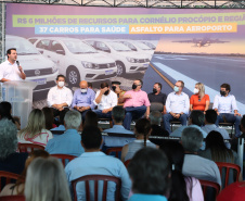 Com foco na melhoria da qualidade de vida da população, o governador Carlos Massa Ratinho Junior confirmou nesta quarta-feira (03), em Cornélio Procópio, investimentos nas áreas da saúde e educação para 21 municípios do Norte e Norte Pioneiro, que integram a 18ª Regional da Saúde.  Foto: Aristeu Dias/AEN