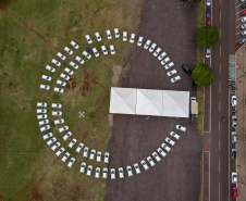 Governador Carlos Massa Ratinho Junior entrega 69 veículos para os 25 municípios da 10ª Regional de Saúde, em Cascavel. Carros serão usados para reforçar estratégia de Saúde da Família, com atendimentos domiciliares realizados pelos municípios. -  Cascavel, 05/11/2021 - Foto Gilson Abreu/AEN