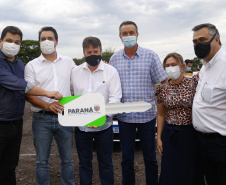 Governador Carlos Massa Ratinho Junior entrega 69 veículos para os 25 municípios da 10ª Regional de Saúde, em Cascavel. Carros serão usados para reforçar estratégia de Saúde da Família, com atendimentos domiciliares realizados pelos municípios. - Cascavel, 05/11/2021 - Foto Gilson Abreu/AEN