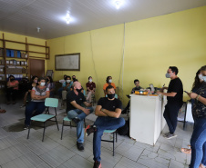 VRS Mata Atlântica ? Litoral Paraná - Apresentação do projeto em Morretes  e conversa com os produtores locais.   -  Foto: Geraldo Bubniak/AEN