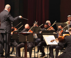 O Centro Cultural Teatro Guaíra informa que estão esgotados os ingressos do segundo lote para o Concerto Polonês, com a Orquestra Sinfônica do Paraná. Este será o primeiro concerto da OSP depois de 19 meses.  - Curitiba, 08/11/2021 - Foto: José Fernando Ogura/AEN