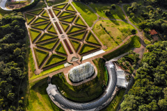 Paraná tem 16 cidades sustentáveis e 12 entre as 100 mais competitivas do Brasil   -  Curitiba  Jardim botânico  Foto: Gilson Abreu/AEN