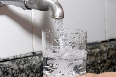Sanepar orienta veranistas a economizarem água no Litoral