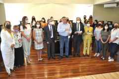 Estado garante exames de DNA, proteção da infância e óculos para deficientes em Londrina