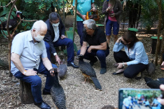Diretores do BRDE, prefeito de Foz e parceiros visitam Parque das Aves e discutem fomento ao turismo