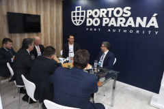 Em feira internacional, governador destaca potenciais e recordes dos portos do Paraná