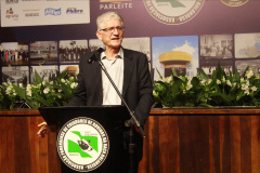 “Tecnologia e qualidade reinventam a cadeia do leite apesar dos desafios”, diz secretário em evento com produtores