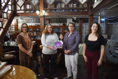 Livro de indígenas Kaingang é entregue a museu e rede pública de ensino