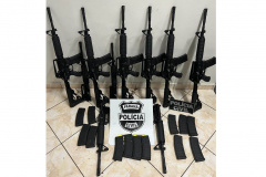  Polícia Civil localiza dez fuzis dentro de tanque de combustível de um carro e prende suspeito em Foz do Iguaçu (PR)