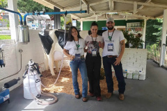 Vitrine de Tecnologia na ExpoLondrina divulga elos da cadeia produtiva do leite
