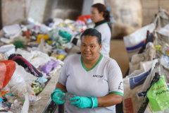 Com investimento do Estado, Tapejara recebe barracão de coleta seletiva