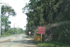 DER/PR vai solucionar queda de rochas em rodovia de União da Vitória 