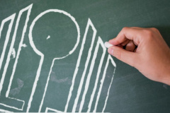 UEL abre processo seletivo para contratação de professores em 57 áreas