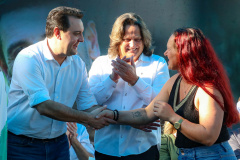  	Governador regulariza casa de 231 famílias e libera R$ 7,2 milhões em recursos em Santa Tereza do Oeste