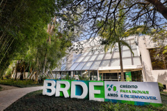 Como as operações de segundo piso podem ajudar os microempreendedores