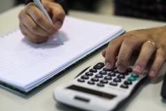 Prazo para adesão do Refis 2022 encerra em agosto; contribuintes podem regularizar dívidas tributárias e não tributárias