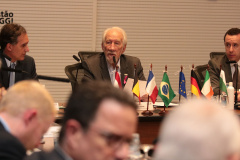 Vice-governador do Estado do Paraná, Darcia Piana, durante reunião com cônsules da União Europeia - 