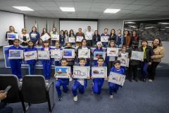 "Após a pandemia, projeto Porto Escola volta a premiar 15 crianças parangonaras"