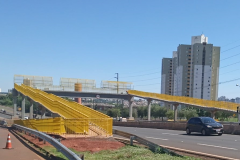 Nova passarela na PR-445 em Londrina será liberada para pedestres a partir de 30 de outubro 