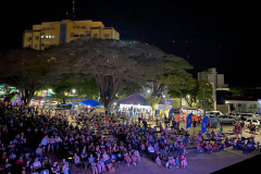 Cinema na Praça