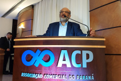 Secretário da Fazenda palestra em evento de celebração ao Dia da Consciência Negra 