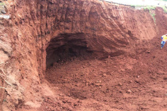 Diagnóstico da PR-445 em Mauá da Serra revela pequena caverna sob pista