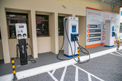 Novo eletroposto da Copel é o 1º com carregador ultrarrápido