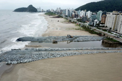 Pontos impróprios melhoram e são aptos para banho e prática de esportes, segundo Boletim de Balneabilidade do IAT