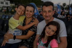 Após estreia animada em Guaratuba, Cinema na Praça segue para Matinhos