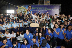 O governador Carlos Massa Ratinho Junior entregou nesta terça-feira (31) uma remessa de 77.300 equipamentos de informática que serão distribuídos pela Secretaria de Estado da Educação (Seed) às escolas da rede estadual de ensino.
