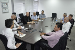 Fomento Paraná prorroga campanha de renegociação de contratos para taxistas
