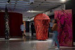 MAC-PR promove visita à mostra sobre Faxinal das Artes mediada pelo curador