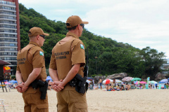 Após denúncia de maus-tratos, homem é preso por tráfico de drogas em Pontal do Paraná