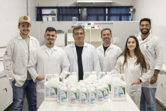 Projeto desenvolvido na UEM aumenta a produção de etanol com o bagaço da cana-de-açúcar