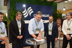 Compagas e Scania anunciam parceria para impulsionar GNV e biometano em veículos pesados