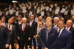 O governador Carlos Massa Ratinho Junior lançou nesta terça-feira (04) o programa Asfalto Novo, Vida Nova, que vai destinar R$ 500 milhões para a melhoria da infraestrutura urbana dos 160 municípios paranaenses que têm até 7 mil habitantes. 