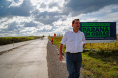 07-2022 -O governador Carlos Massa Ratinho Junior vistoria obra de pavimentação na PRC_280, em Palmas.