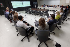 Técnicos do Instituto Água e Terra e do Banco Mundial se reuniram nesta quarta-feira (10) no Palácio das Araucárias para avançar no programa i9 Ambiental.