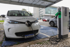 Governo cria núcleo de pesquisa para impulsionar eletromobilidadade e projetos tecnológicos