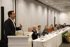 O governador Carlos Massa Ratinho Junior participou de um seminário sobre combate ao trabalho infantil nesta quarta-feira (31), em Foz do Iguaçu. 