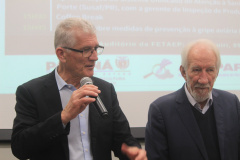 Em Curitiba, fórum debate comercialização da agroindústria e prevenção da influenza aviária