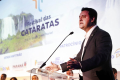 18ª edição, o Festival das Cataratas promoveu, na noite desta quarta-feira (31), no Hotel Recanto Cataratas, a solenidade de abertura do evento. Contou com a participação do governador do Paraná, Carlos Massa Ratinho Junior, Daniela Carneiro, ministra de Turismo do Brasil, e Sofía de Montiel de Afara, ministra do Turismo do Paraguai.