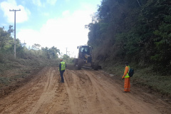 Ligação rodoviária entre Cerro Azul e Doutor Ulysses recebe melhorias
