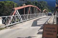 Bloqueios em ponte de Porto de Cima, distrito de Morretes, são adiados devido às chuvas 