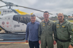 BPMOA forma o primeiro piloto privado de helicópteros como Escola de Aviação