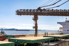 Corredor de Exportação de Paranaguá registra novo marco no acumulado do ano